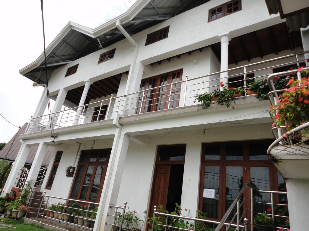 Hotel Eranga Guest Nuwara Eliya Exteriér fotografie